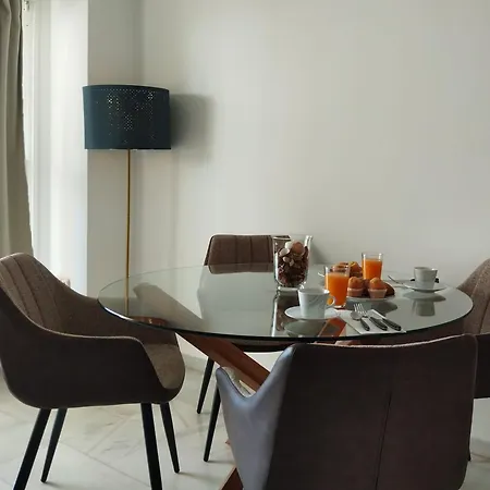 Puerto Marina Palace