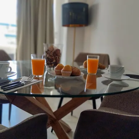 Puerto Marina Palace Apartment