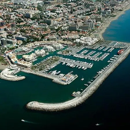 Puerto Marina Palace Διαμέρισμα